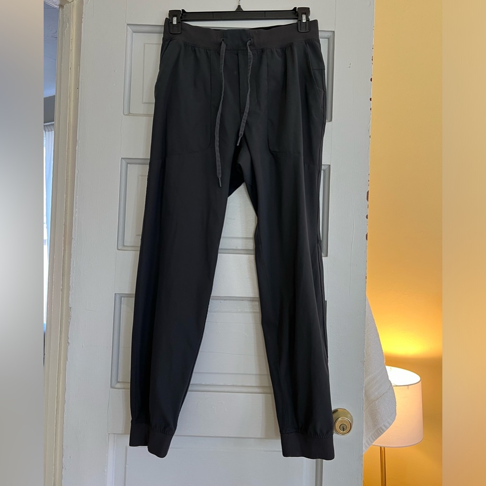 Lululemon men’s jogger